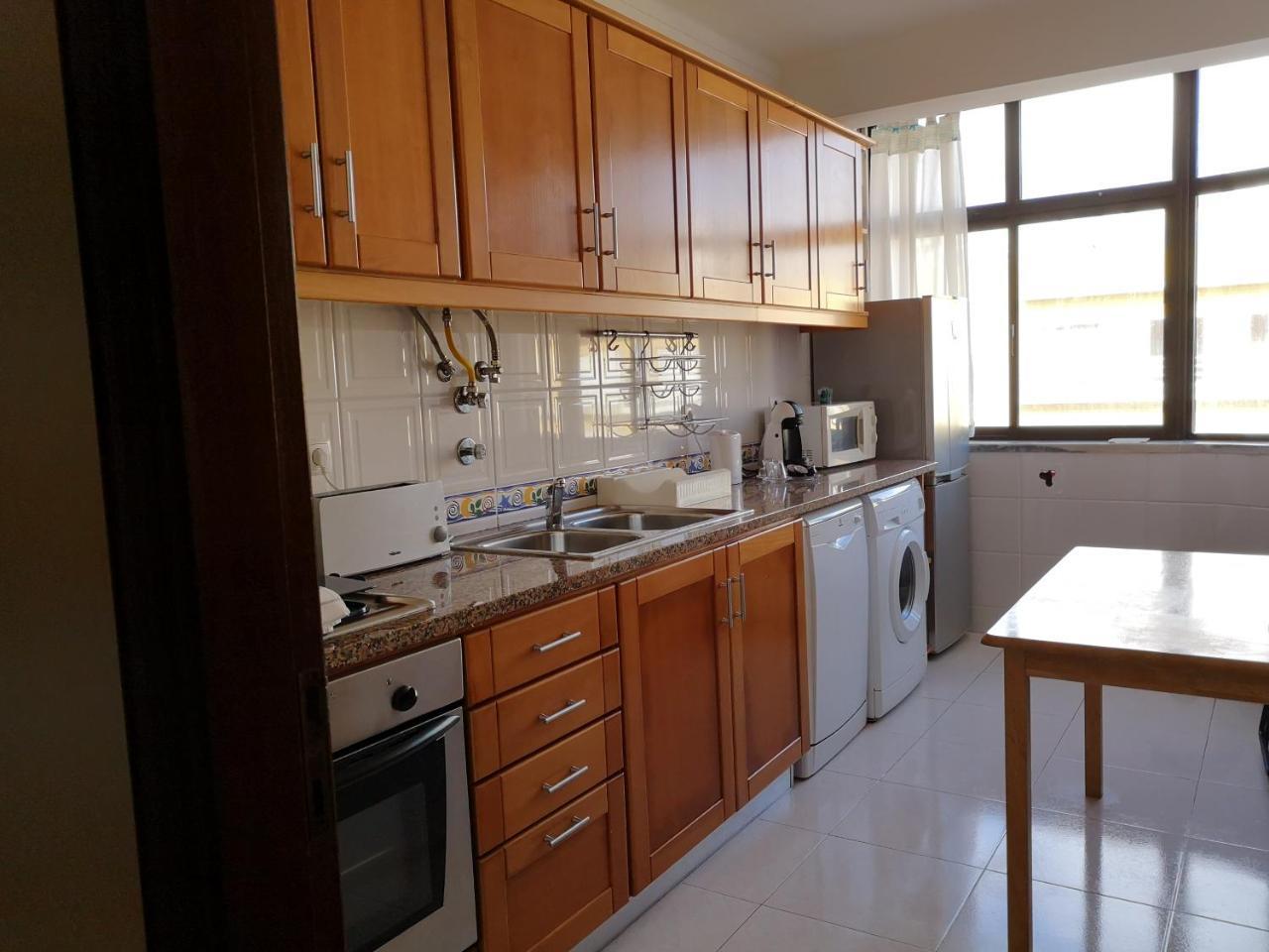 Pro Touristic Peniche Surf & Beach Apartment Екстериор снимка